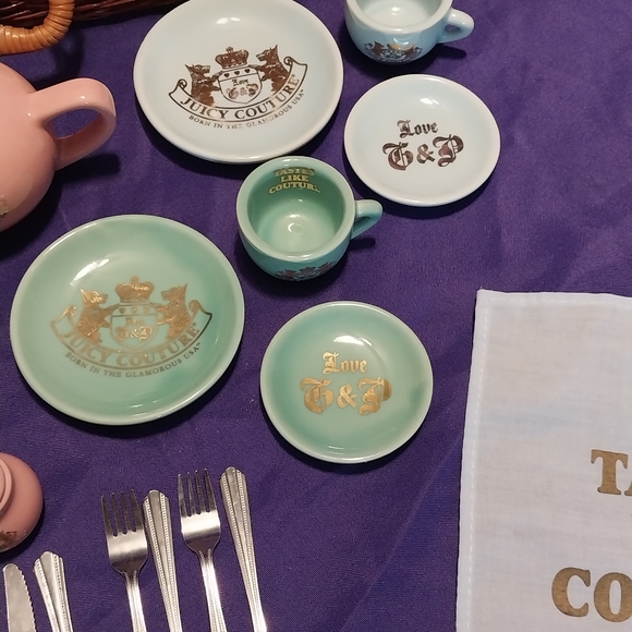 Rare htf juicy couture picnic basket child's tea set - Picture 2 of 12